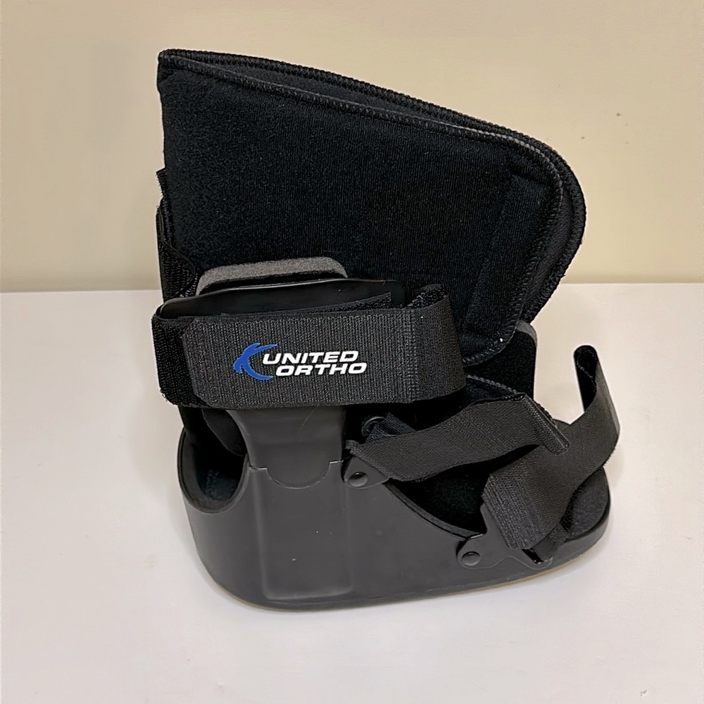 New unused Ankle Stabilizer Boot.